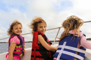 stay safe while boating