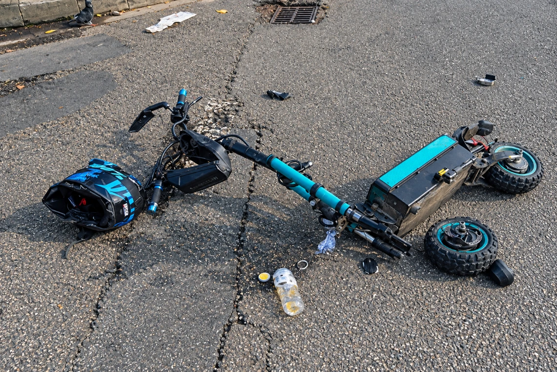 tampa Accidente de patinete eléctrico con lesiones personales graves